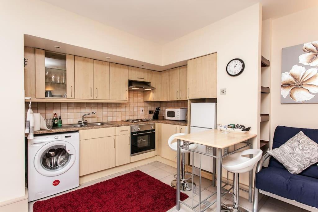 Awesome Apartment In The Heart Of Camden Town لندن المظهر الخارجي الصورة